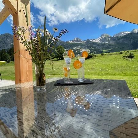 Chalet Inarpa - Appartements Et Suites La Clusaz Exterior foto